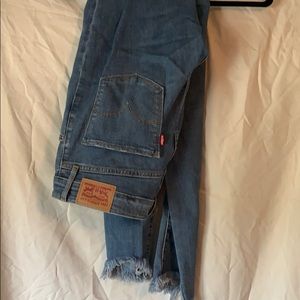 Levi jeans